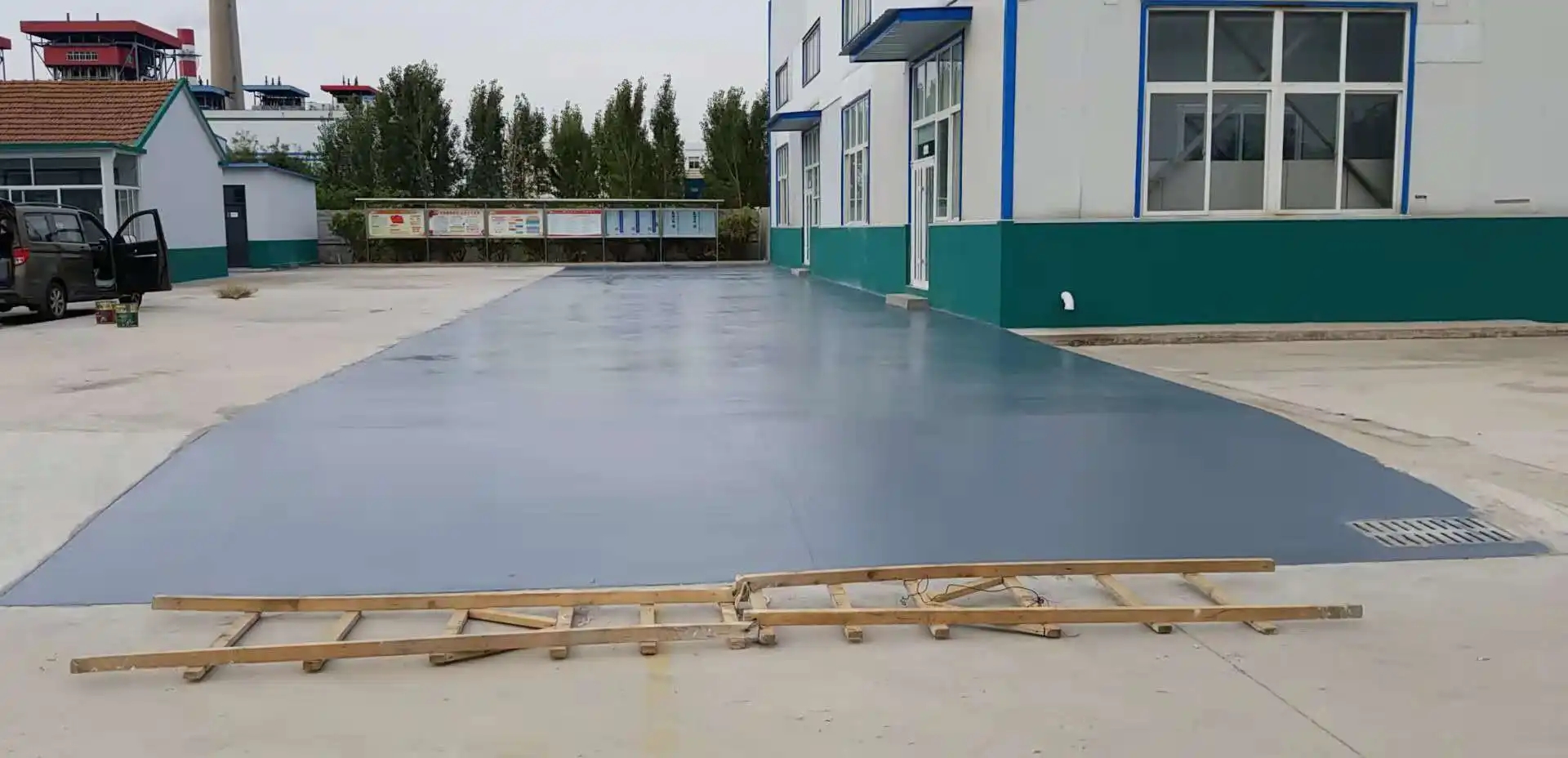 青岛车间厂房地坪漆修补翻新